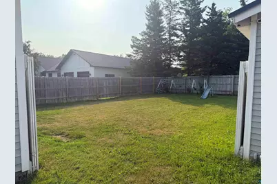 1800 Ellis Ave, Ashland, WI 54806 - Photo 13