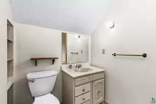703 E 5th St, Superior, WI 54880 - Photo 31