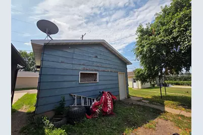 824 13th St N, Virginia, MN 55792 - Photo 3
