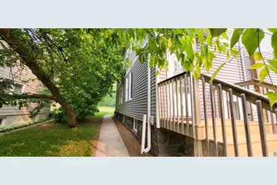 1514 E 2nd St, Duluth, MN 55812 - Photo 5