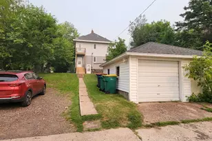 1514 E 5th St, Duluth, MN 55812 - Photo 39