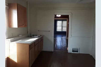 2714 W 2nd St, Duluth, MN 55806 - Photo 13