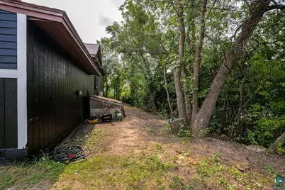 1103 Grant Ave, Eveleth, MN 55734 - Photo 21