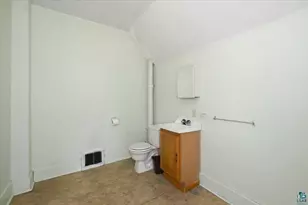 612 Fisher Ave, Superior, WI 54880 - Photo 7
