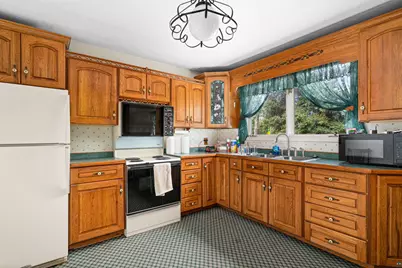 157 Edison Blvd, Silver Bay, MN 55614 - Photo 3