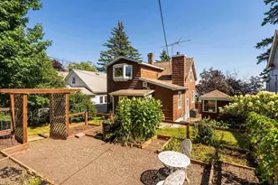 819 E 7th St, Duluth, MN 55805 - Photo 31