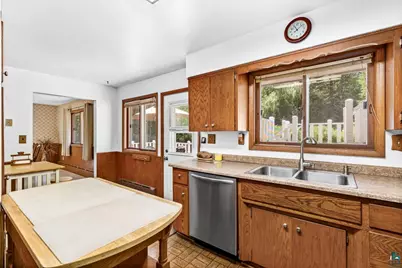 2705 Jean Duluth Rd, Duluth, MN 55804 - Photo 17