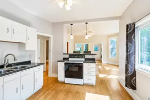 1323 W 1st St, Duluth, MN 55806 - Photo 9