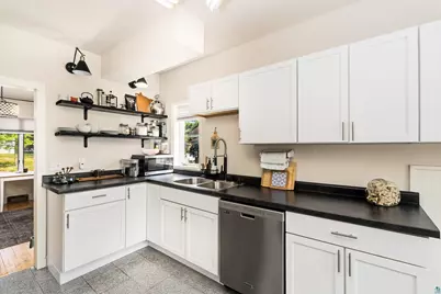 619 N 42nd Ave W, Duluth, MN 55807 - Photo 21
