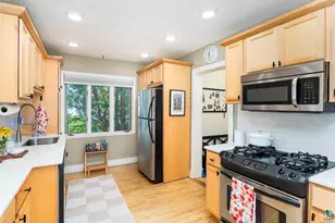 4731 Oneida St, Duluth, MN 55804 - Photo 17