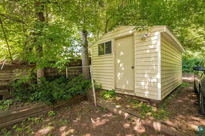 517 E 8th St, Duluth, MN 55805 - Photo 21