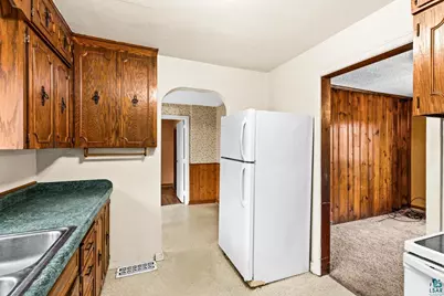3915 Chambersburg Ave, Duluth, MN 55811 - Photo 11