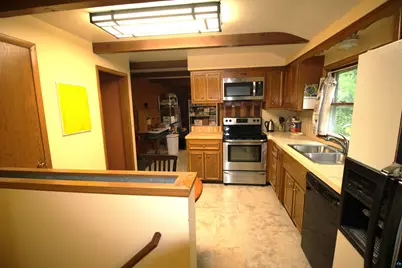 3816 Crescent View Ave, Duluth, MN 55804 - Photo 11