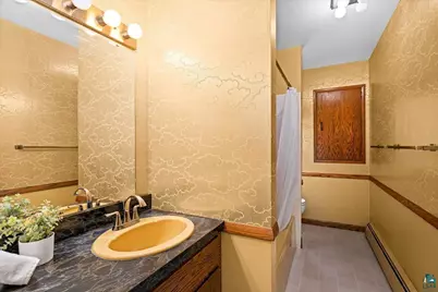 2128 Dunedin Ave, Duluth, MN 55803 - Photo 21
