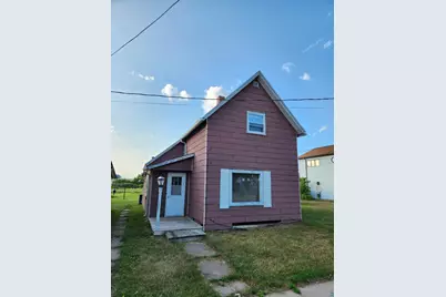 413 St Claire Street, Ashland, WI 54806 - Photo 1