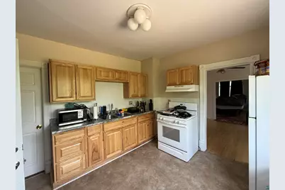 1302 W 1st St, Duluth, MN 55806 - Photo 9