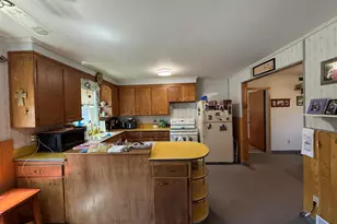 5475 Carnation Ave, Virginia, MN 55792 - Photo 9
