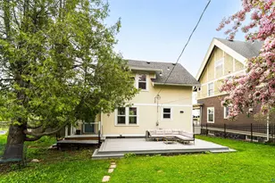 1907 E 5th St, Duluth, MN 55812 - Photo 3