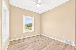8602 Maynard Pl, Duluth, MN 55808 - Photo 17