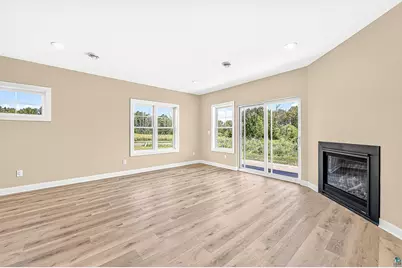 8602 Maynard Pl, Duluth, MN 55808 - Photo 21