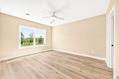 8602 Maynard Pl, Duluth, MN 55808 - Photo 25