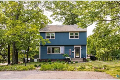 446 Sparkman Ave, Duluth, MN 55803 - Photo 1