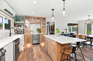 915 9th Ave, Two Harbors, MN 55616 - Photo 9