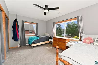 915 9th Ave, Two Harbors, MN 55616 - Photo 25