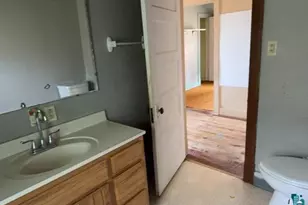 520 NW 3rd St NW, Chisholm, MN 55719 - Photo 9