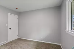 505 W Orange St, Duluth, MN 55811 - Photo 29