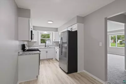 505 W Orange St, Duluth, MN 55811 - Photo 15