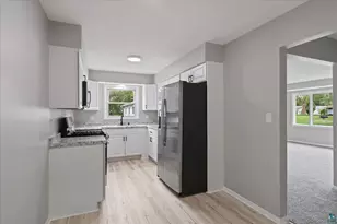 505 W Orange St, Duluth, MN 55811 - Photo 15