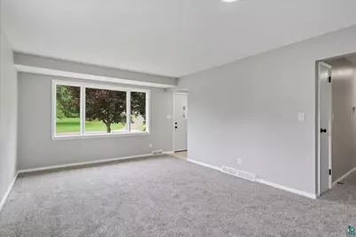 505 W Orange St, Duluth, MN 55811 - Photo 11