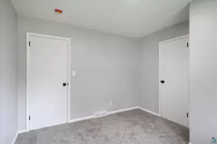 505 W Orange St, Duluth, MN 55811 - Photo 25