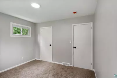 505 W Orange St, Duluth, MN 55811 - Photo 27