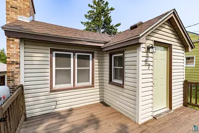 57 W Chisholm St, Duluth, MN 55803 - Photo 33