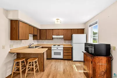 57 W Chisholm St, Duluth, MN 55803 - Photo 15