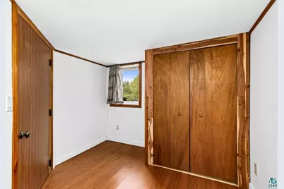 57 W Chisholm St, Duluth, MN 55803 - Photo 27