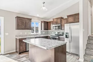 805 Highview Loop SE, Pine City, MN 55063 - Photo 11