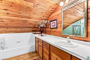 3364 W Tischer Rd, Duluth, MN 55804 - Photo 37