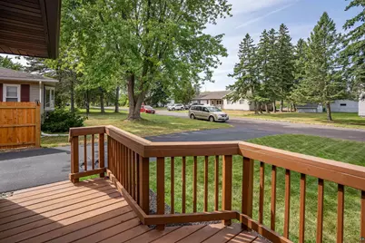 38 Maple Ave, Superior, WI 54880 - Photo 3