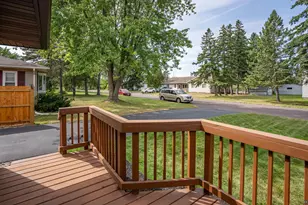 38 Maple Ave, Superior, WI 54880 - Photo 3