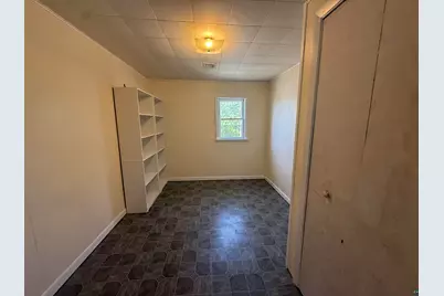 614 St Claire Street, Ashland, WI 54806 - Photo 9