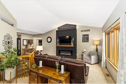 4917 Wild Rose Tr, Hermantown, MN 55811 - Photo 7