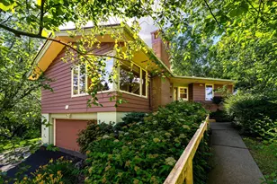 801 Rockview Ct, Duluth, MN 55804 - Photo 1