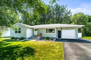 3225 Celia St, Duluth, MN 55811 - Photo 1