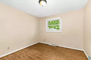 552 W Faribault St, Duluth, MN 55803 - Photo 25