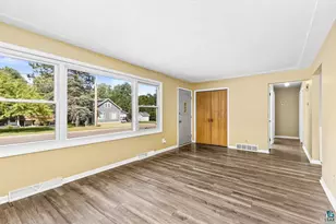 552 W Faribault St, Duluth, MN 55803 - Photo 7