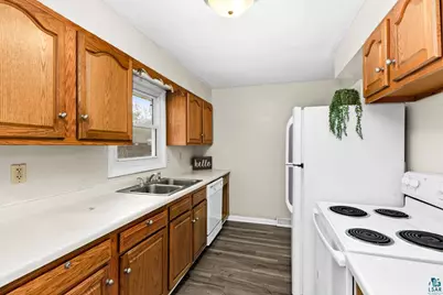 552 W Faribault St, Duluth, MN 55803 - Photo 17