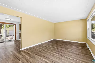 552 W Faribault St, Duluth, MN 55803 - Photo 9